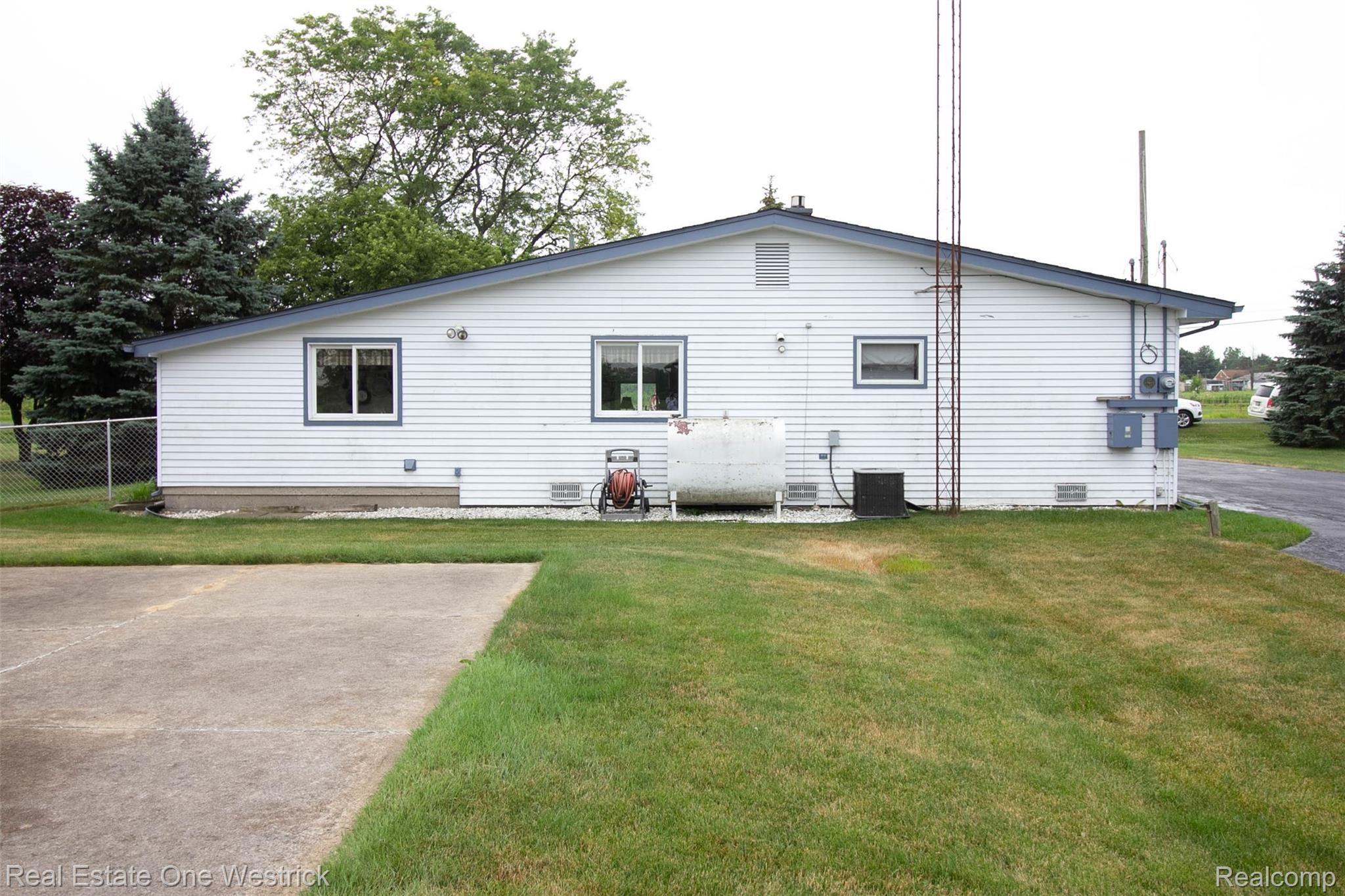 5318 Chartier Road Marine City, MI 48039 - Photo 32 of 37 31.jpg