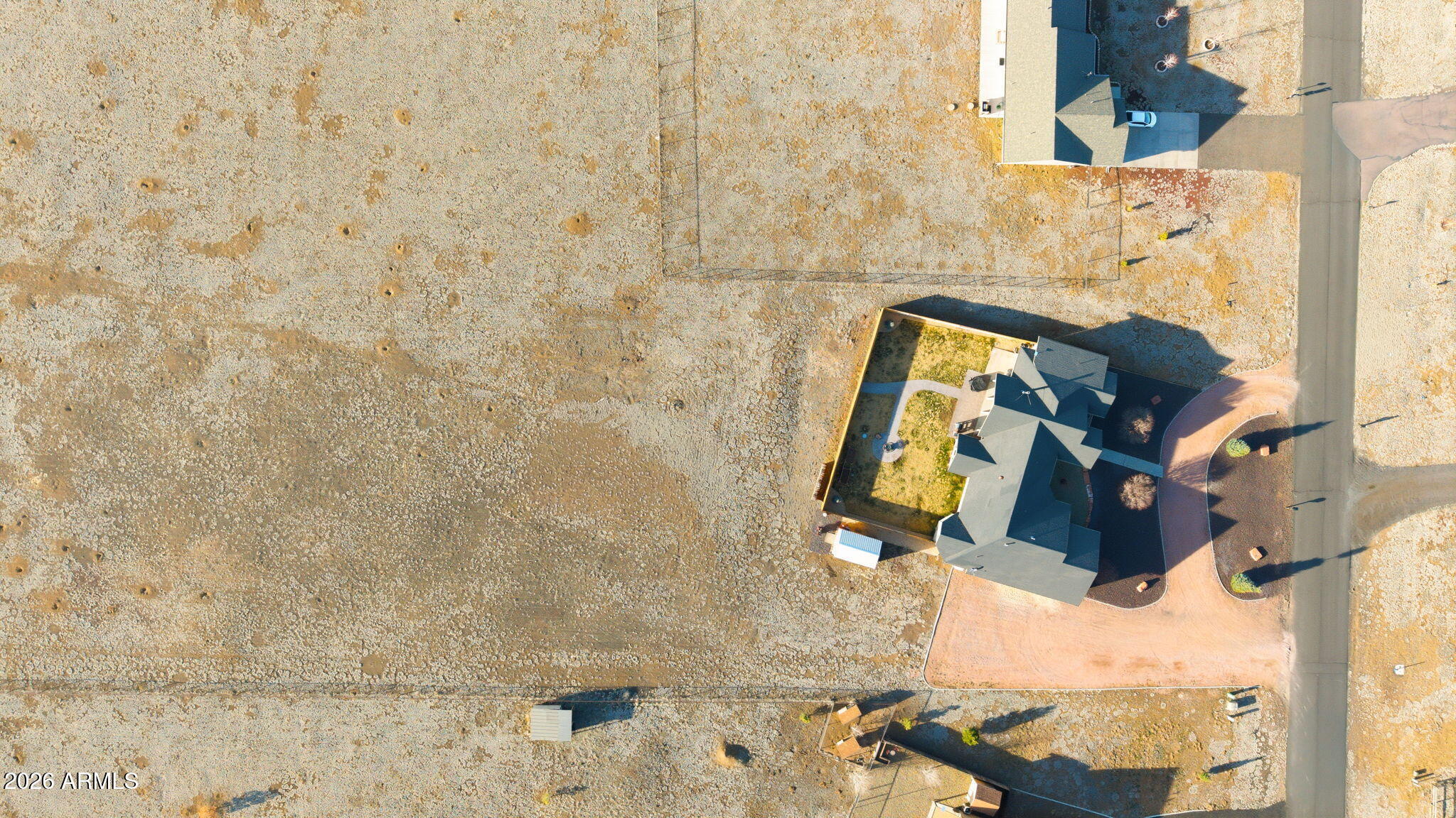 9630 North Aldrich Road Flagstaff, AZ 86004 - Photo 40 of 47 a bathroom with a shower