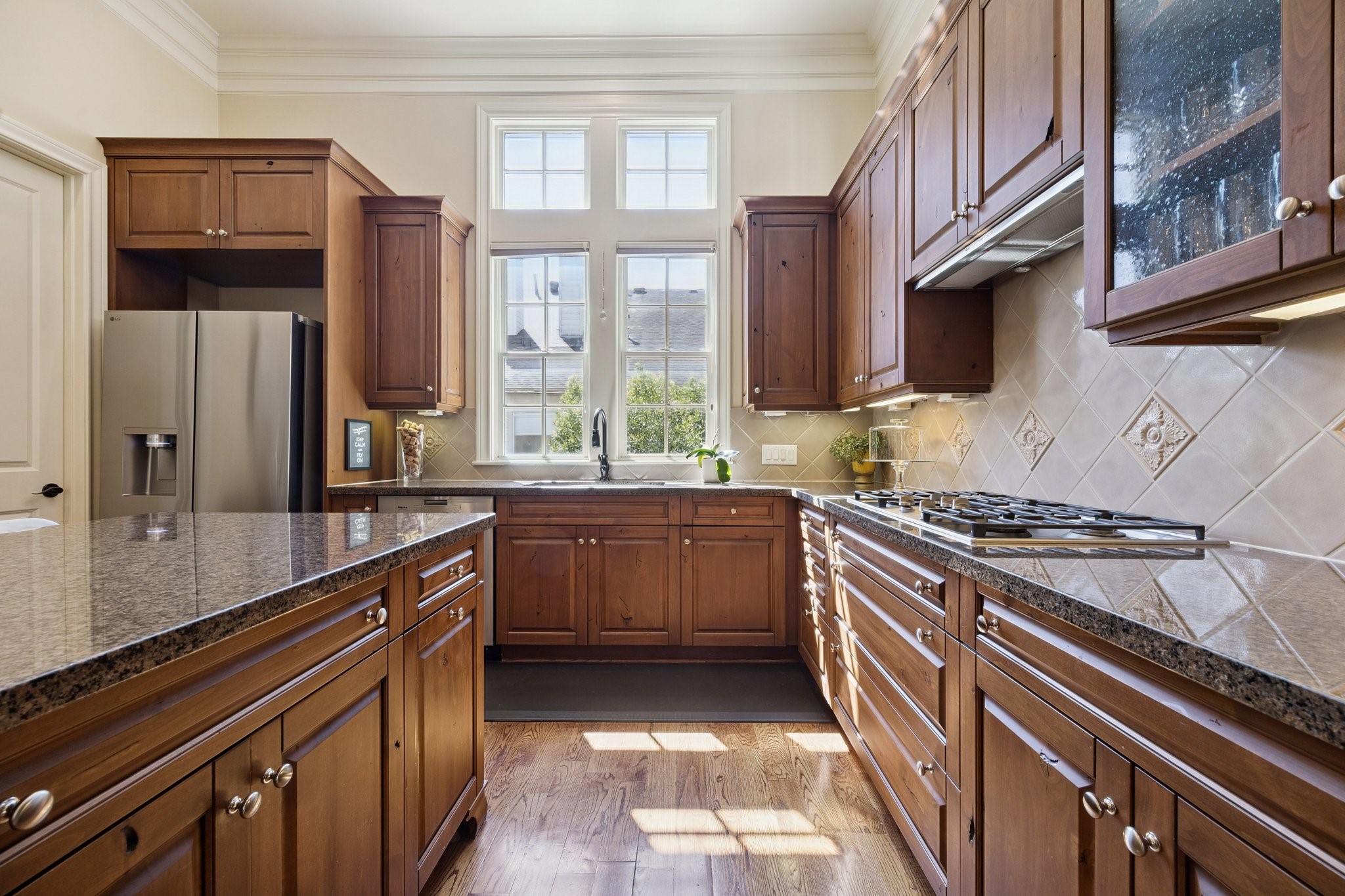 1305 West Bell Street Houston, TX 77019 - Photo 14 of 45