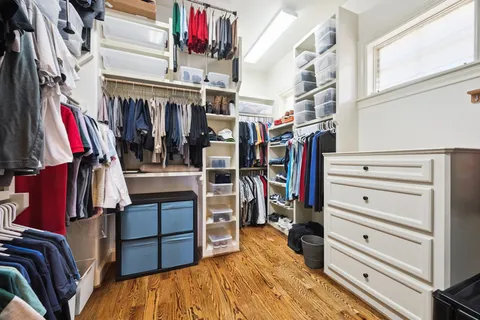 $925,000 | 1305 West Bell Street, Houston, TX 77019