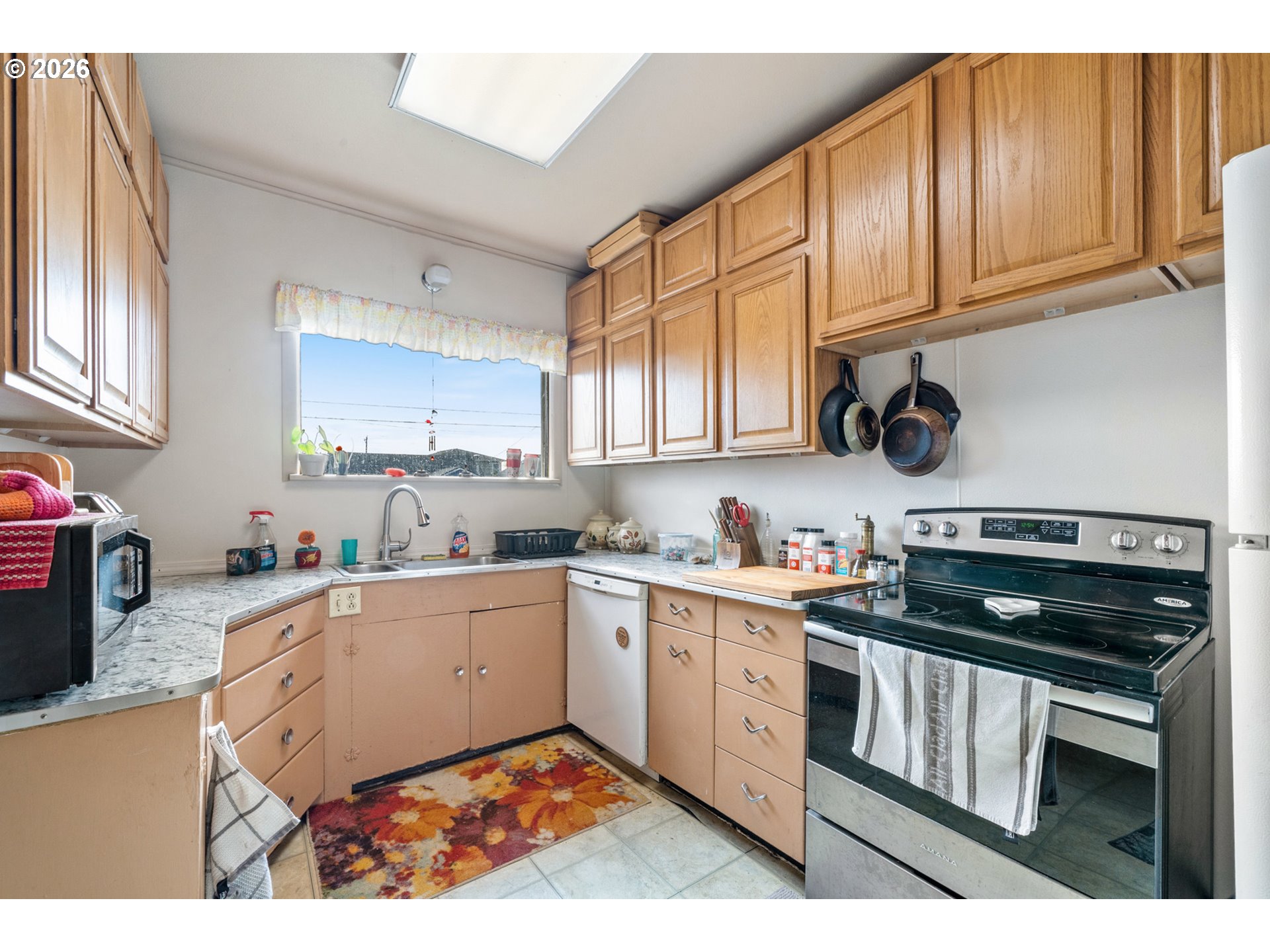 116 Cedar Avenue Tillamook, OR 97141 - Photo 14 of 33