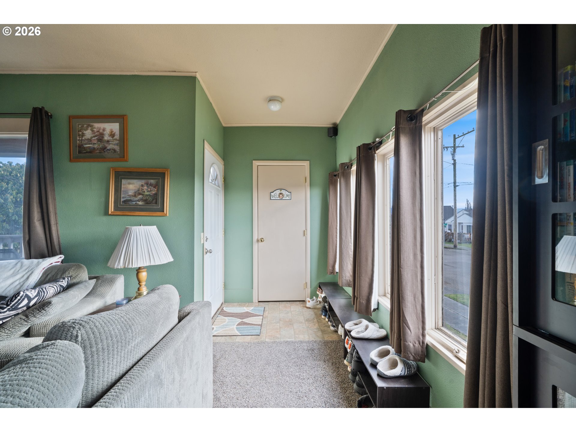 116 Cedar Avenue Tillamook, OR 97141 - Photo 4 of 33