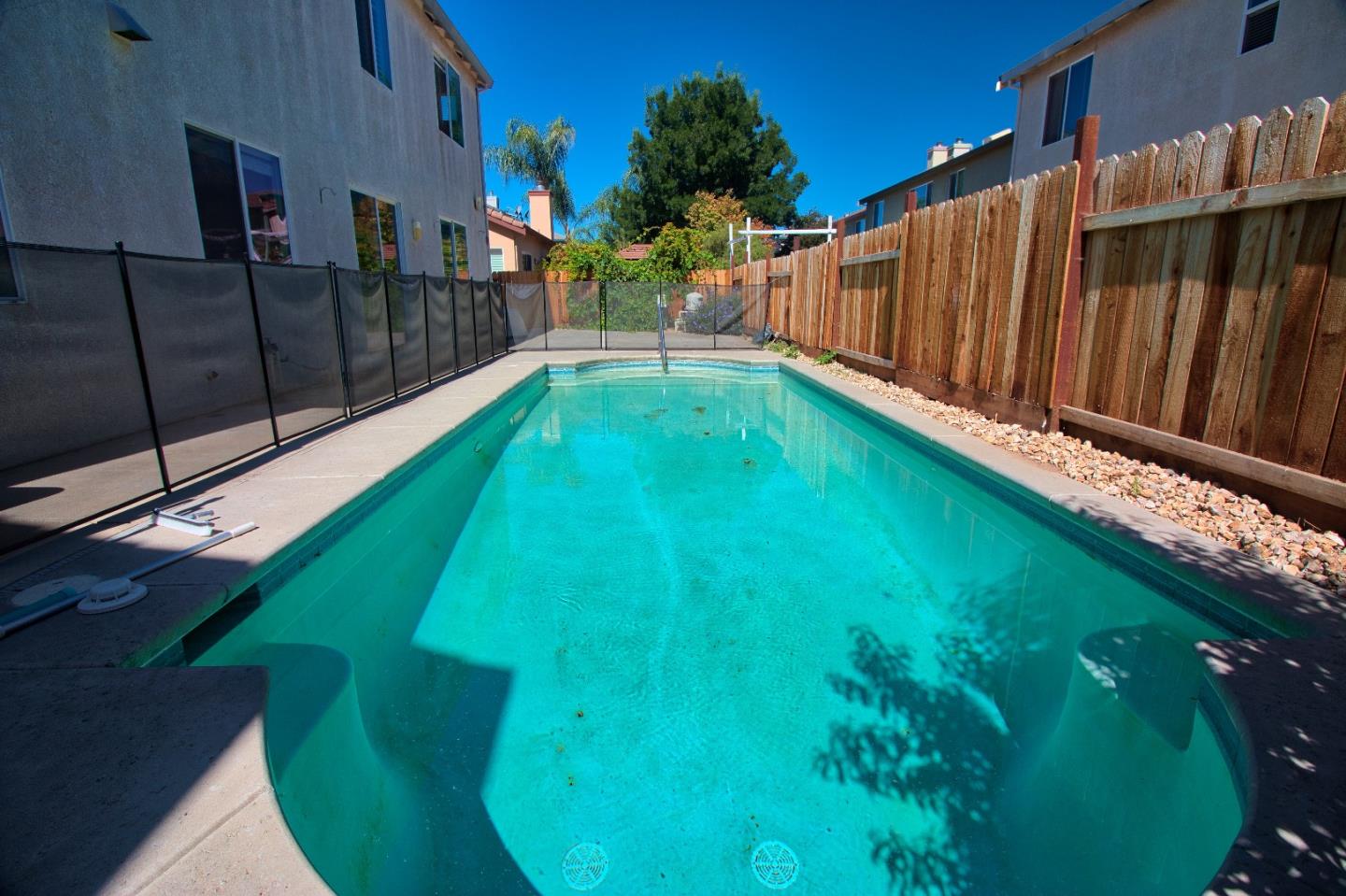 3417 Inverness Court Modesto, CA 95355 - Photo 7 of 47 Gallery Image 7