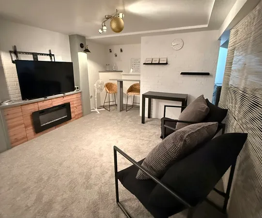 $3,000 | 80 Broadway, Unit 8, North Attleboro, MA 02760