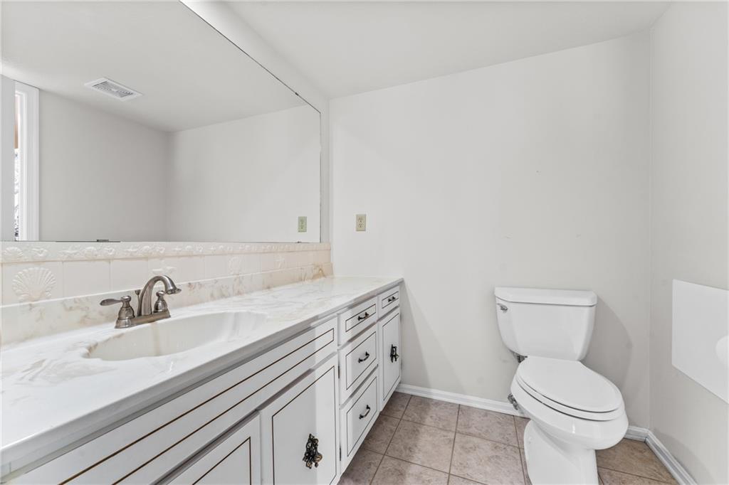 286 Windsor Ridge, Unit 25 New Castle, PA 16105 - Photo 14 of 26 Gallery Image 14