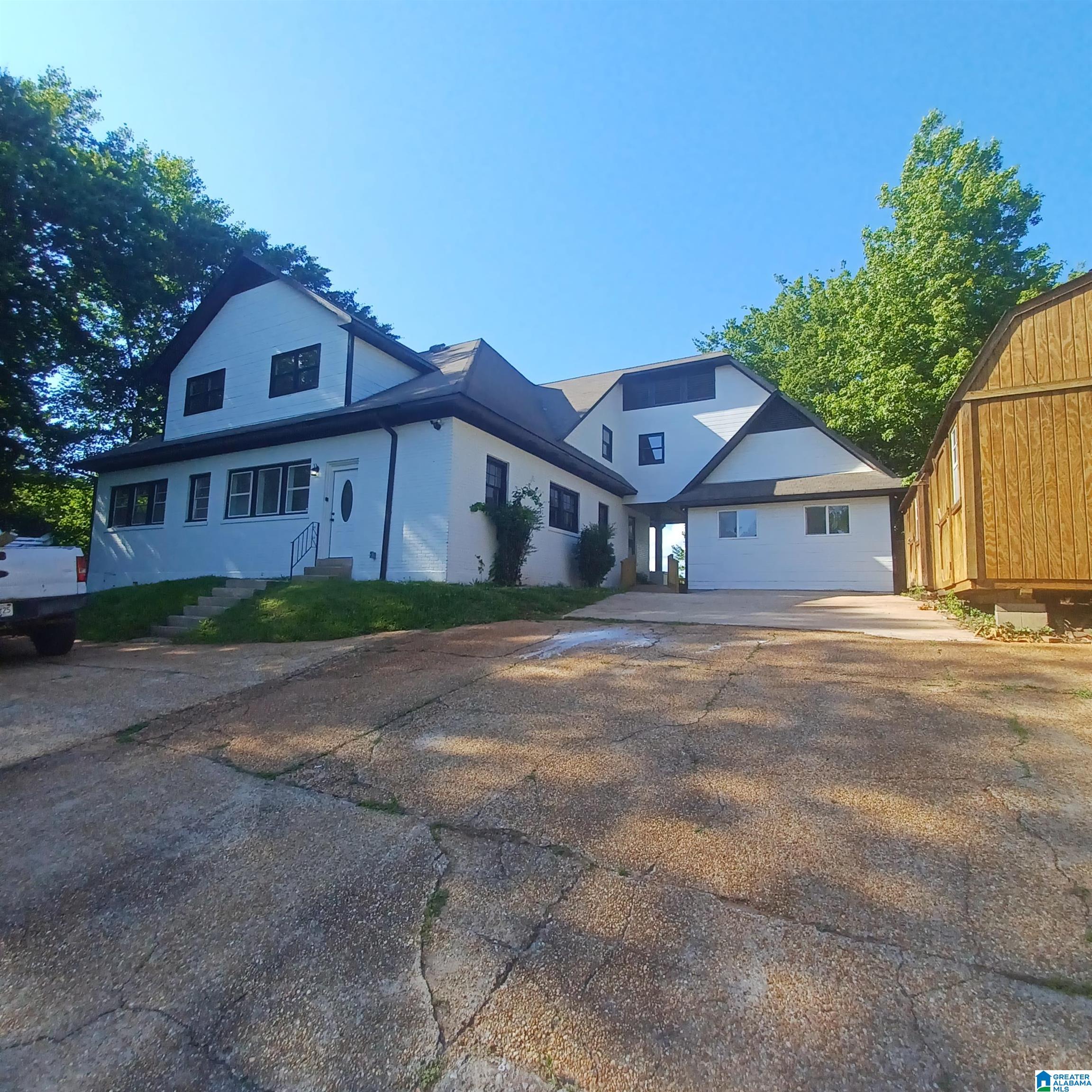 3020 Briarcliff Road Bessemer, AL 35023 - Photo 2 of 63