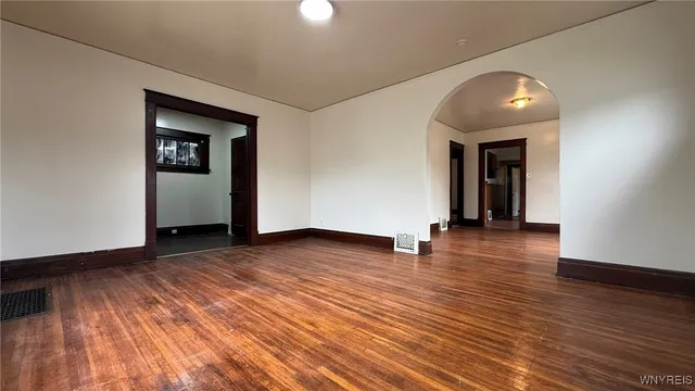 $130,000 | 1890 Linwood Avenue, Niagara Falls, NY 14305