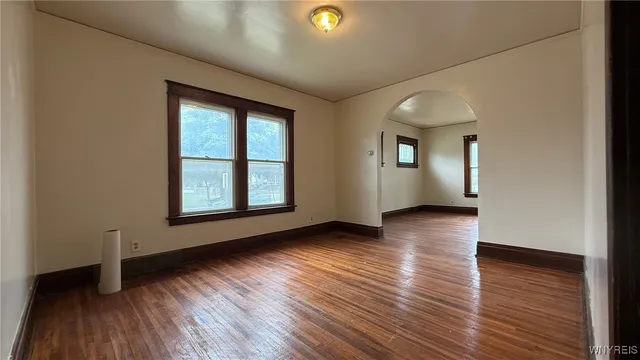 $130,000 | 1890 Linwood Avenue, Niagara Falls, NY 14305