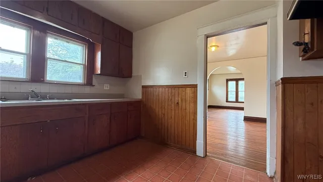 $130,000 | 1890 Linwood Avenue, Niagara Falls, NY 14305