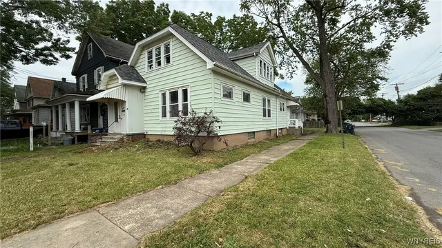 $130,000 | 1890 Linwood Avenue, Niagara Falls, NY 14305