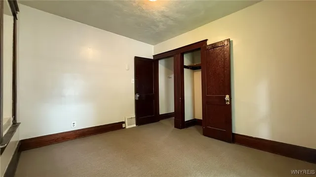 $130,000 | 1890 Linwood Avenue, Niagara Falls, NY 14305