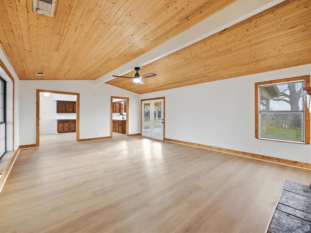 514 Dallas Street Italy, TX 76651 - Photo 8 of 34 a view of an empty room with a window