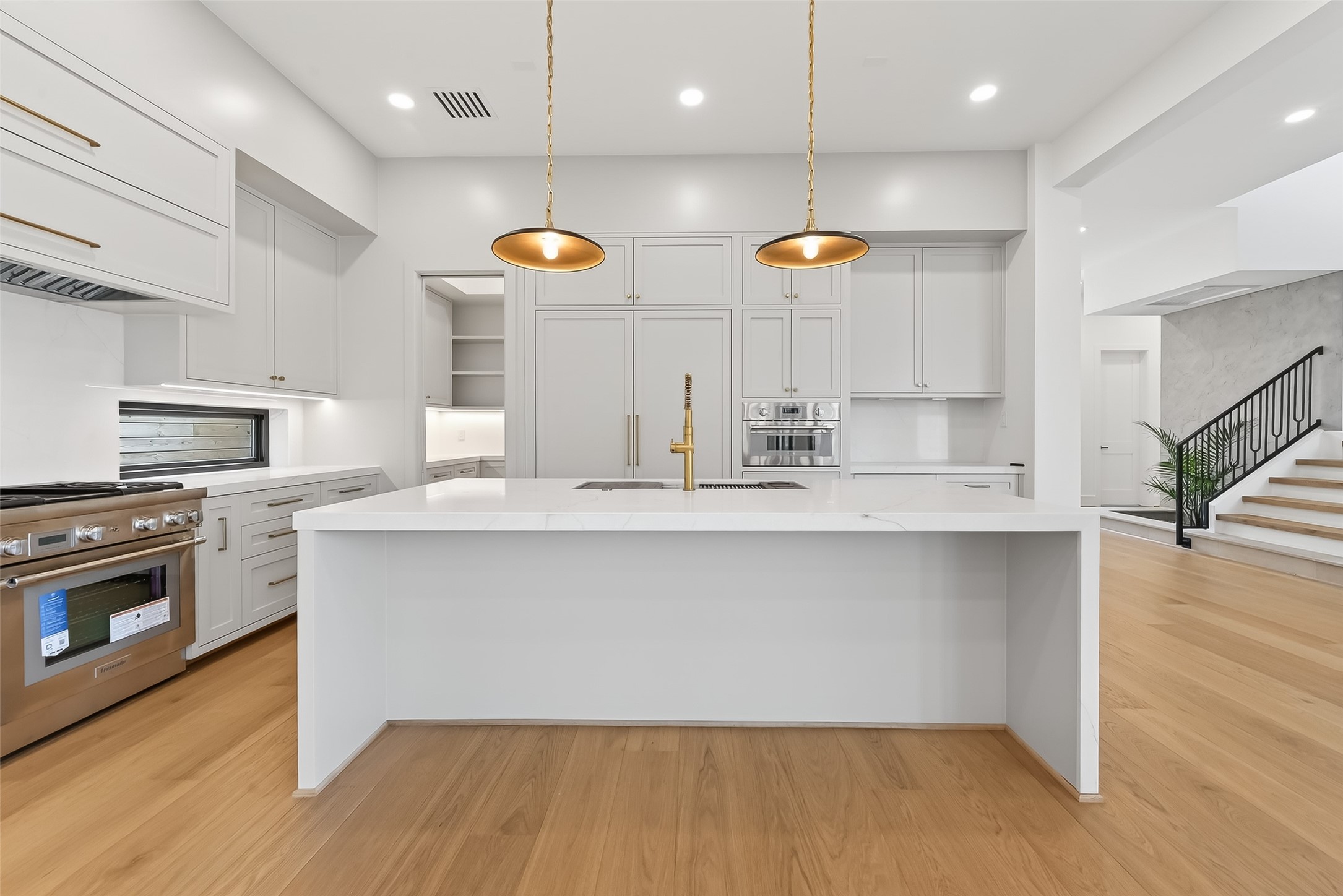 6534 Corbin Street Houston, TX 77055 - Photo 18 of 50