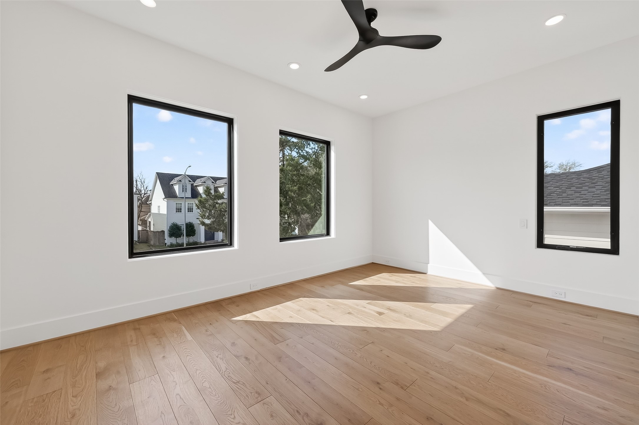 6534 Corbin Street Houston, TX 77055 - Photo 41 of 50