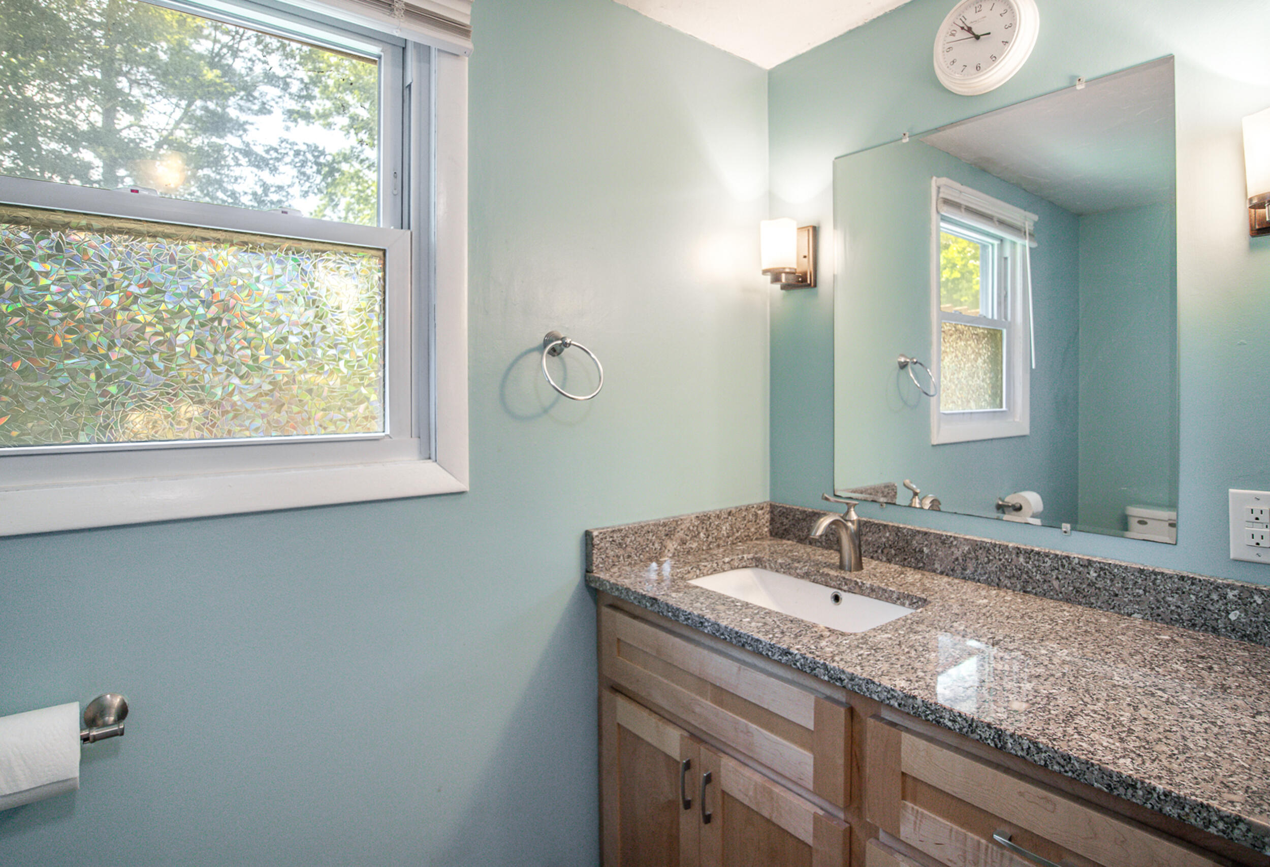 1 Chestnut Avenue Windham, ME 04062 - Photo 11 of 45 22_img_5712-hdr-edit
