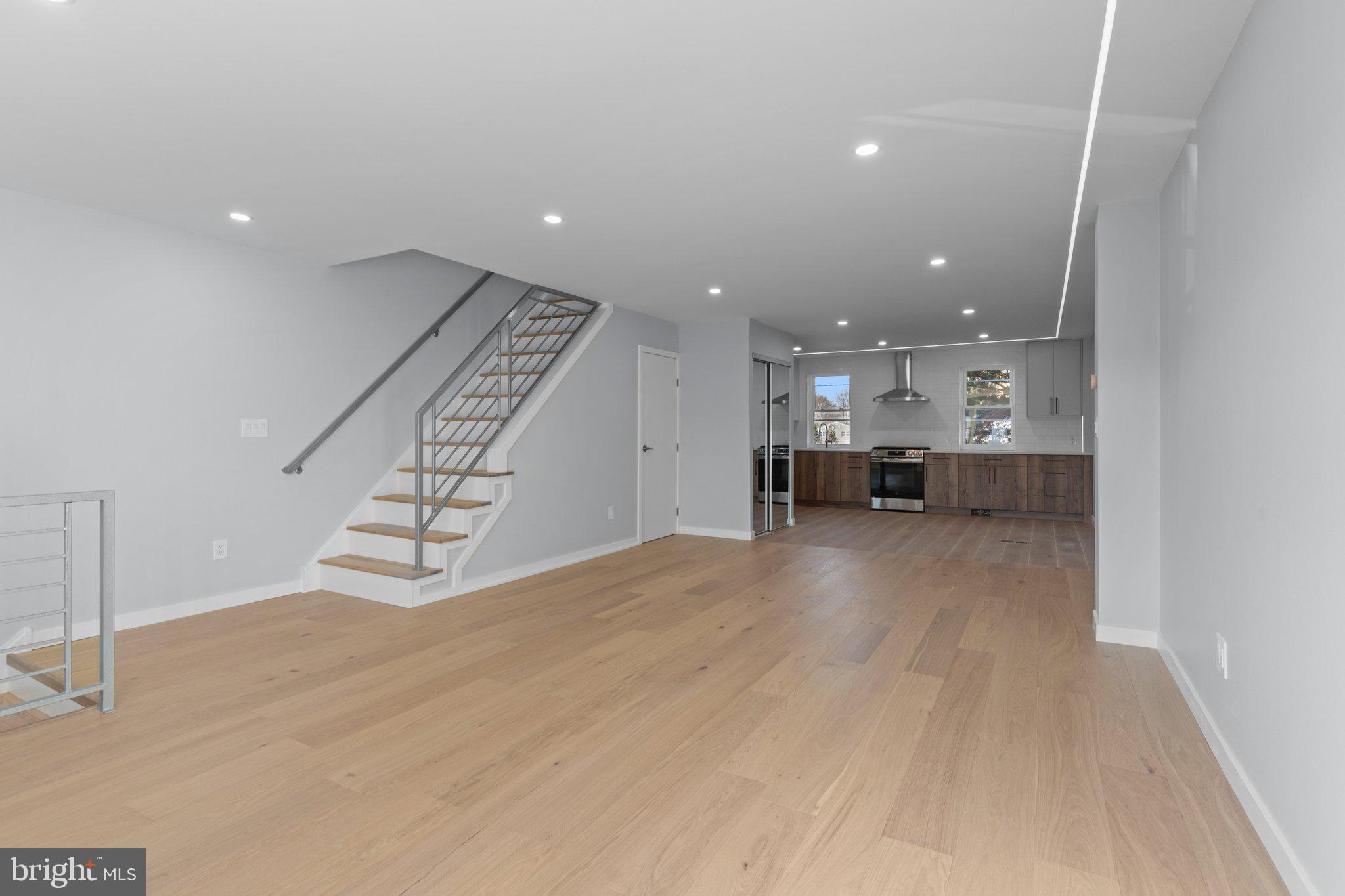 3586 Dows Road Philadelphia, PA 19154 - Photo 5 of 29