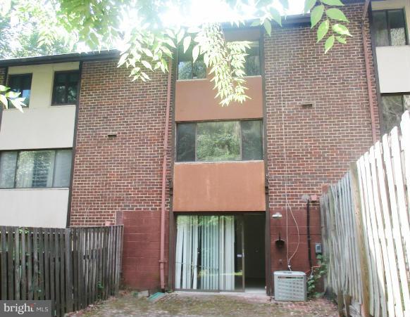 8917 Footed Ridge Columbia, MD 21045 - Photo 19 of 19 Exterior (Rear)