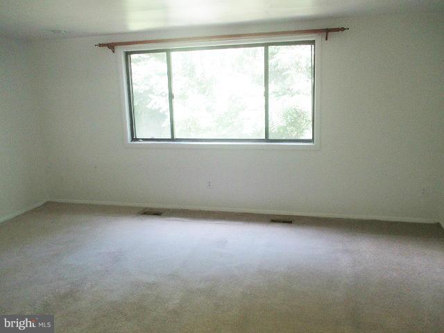 8917 Footed Ridge Columbia, MD 21045 - Photo 10 of 19 Living Room
