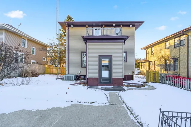 $224,900 | 847 North 6th Street, Manitowoc, WI 54220