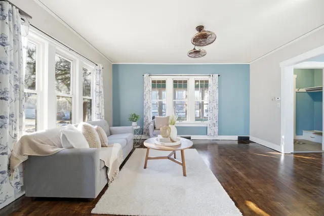 $224,900 | 847 North 6th Street, Manitowoc, WI 54220