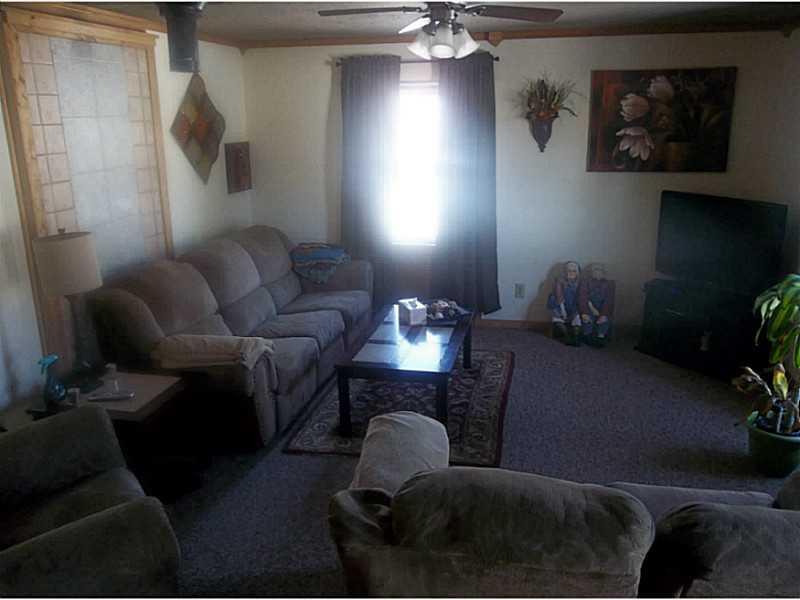 1886 Lochry Road Franklin, IN 46131 - Photo 4 of 12 Gallery Image 4