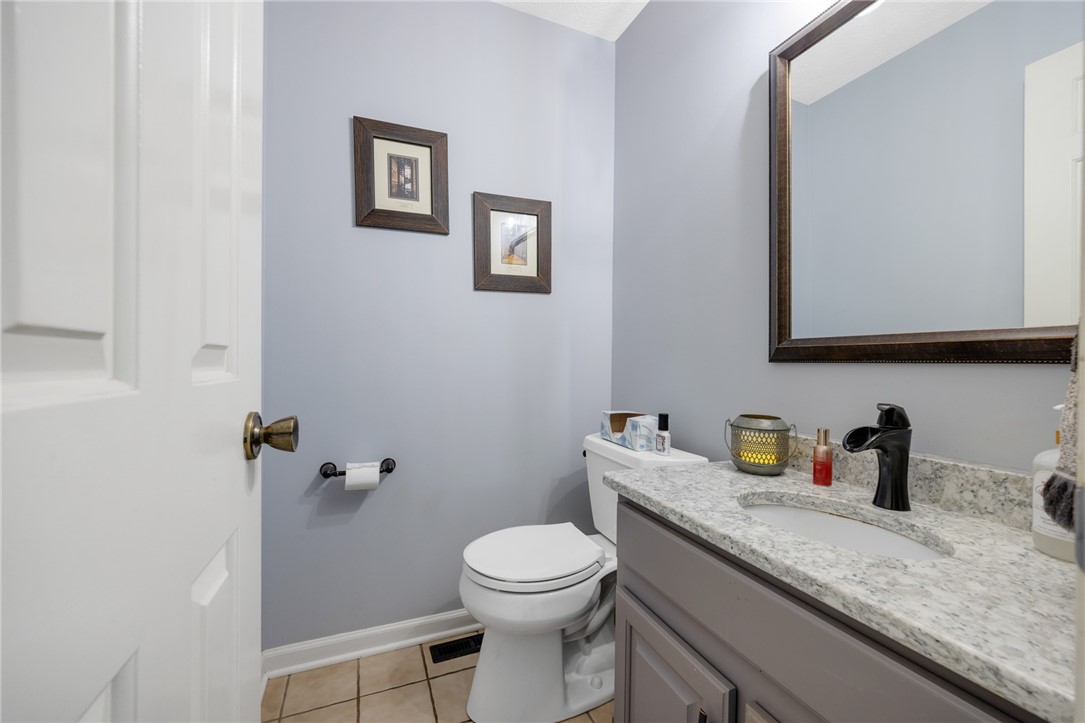 18 Wedmore Road Perinton, NY 14450 - Photo 23 of 48
