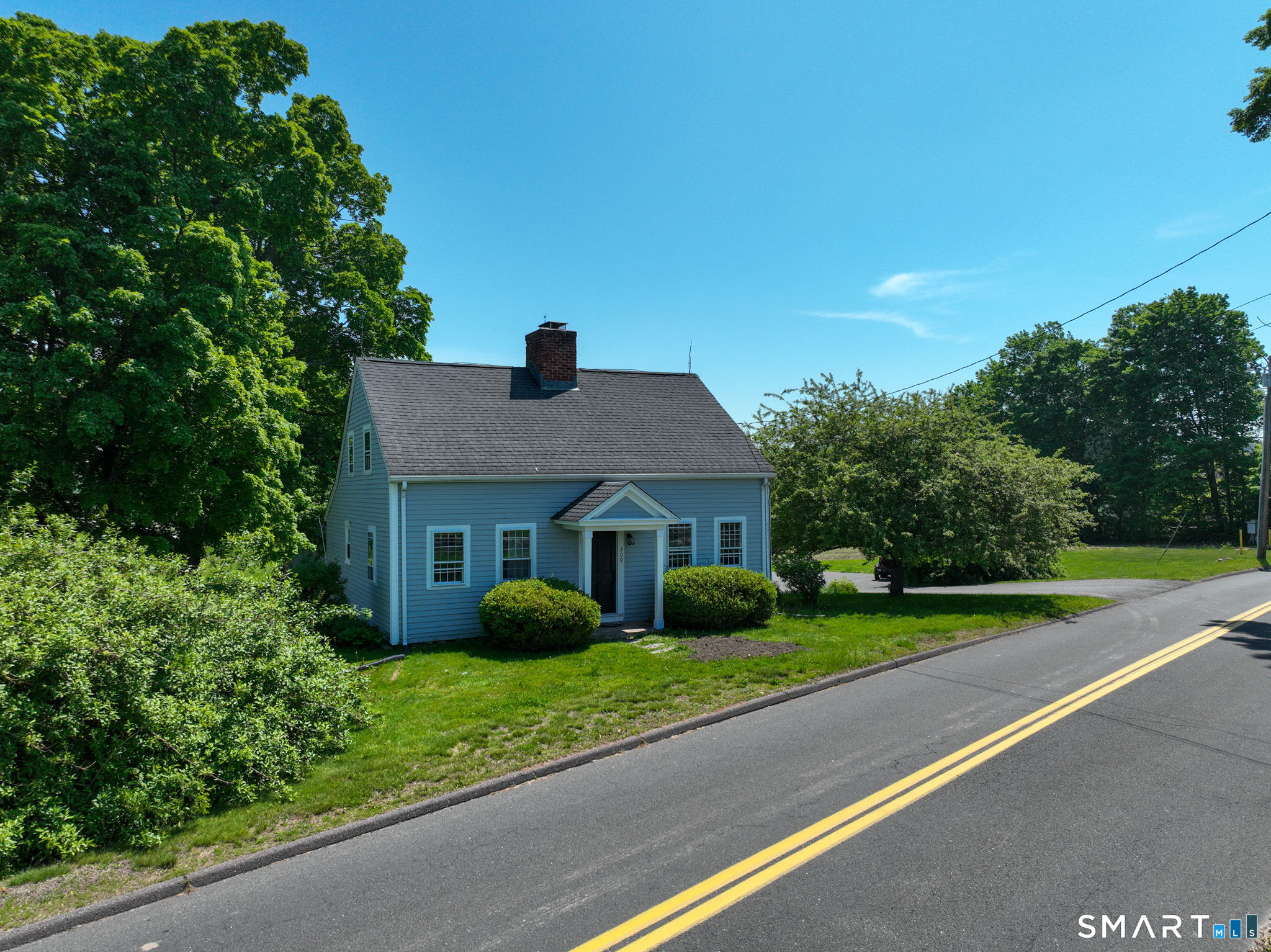309 Matson Hill Road Glastonbury, CT 06073 - Photo 2 of 40