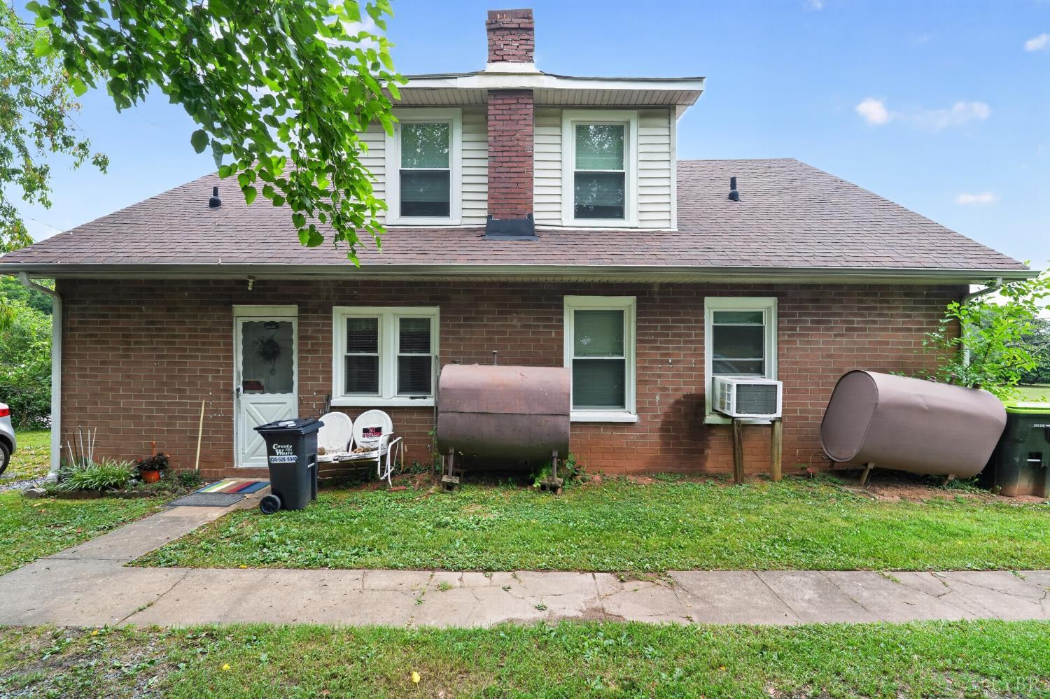 472 Colony Road Madison Heights, VA 24572 - Photo 2 of 38 Gallery Image 2