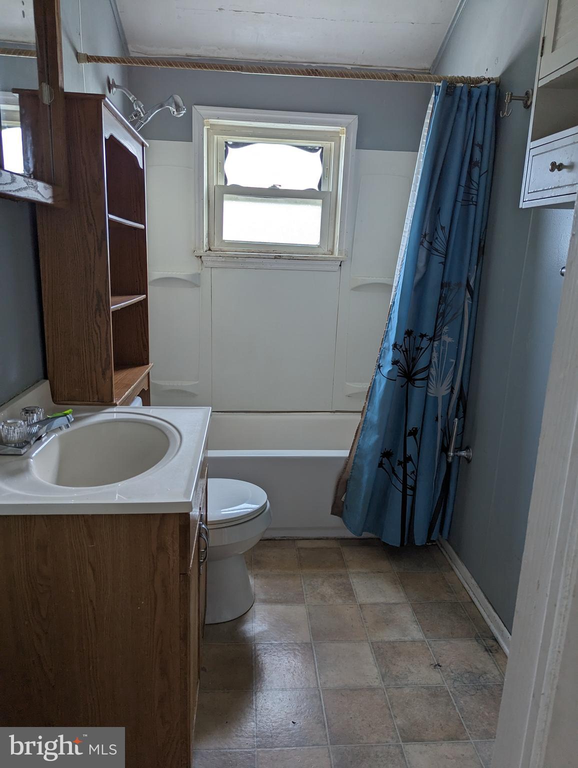 1046 Middlesex Road Essex, MD 21221 - Photo 12 of 13