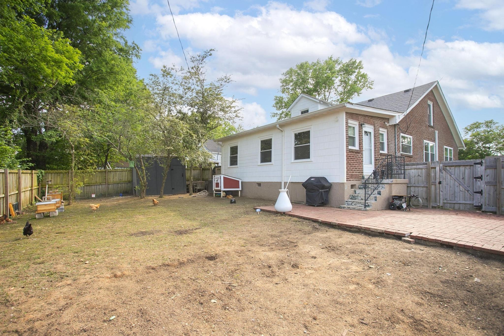 806 Fleming Street Columbia, TN 38401 - Photo 49 of 54 a view of a house with a patio