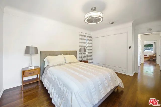 $1,095,000 | 10721 Landale Street, Toluca Lake, CA 91602