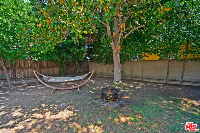 $1,095,000 | 10721 Landale Street, Toluca Lake, CA 91602