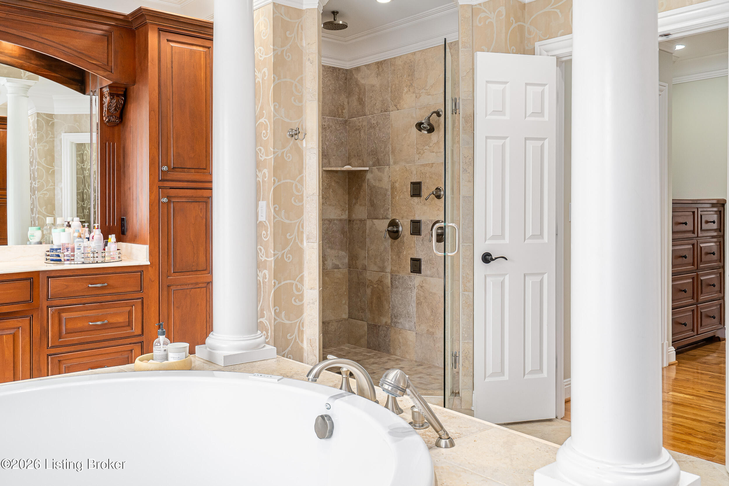 30 Stonebridge Road Louisville, KY 40207 - Photo 68 of 129 30 Stonebridge Rd-90