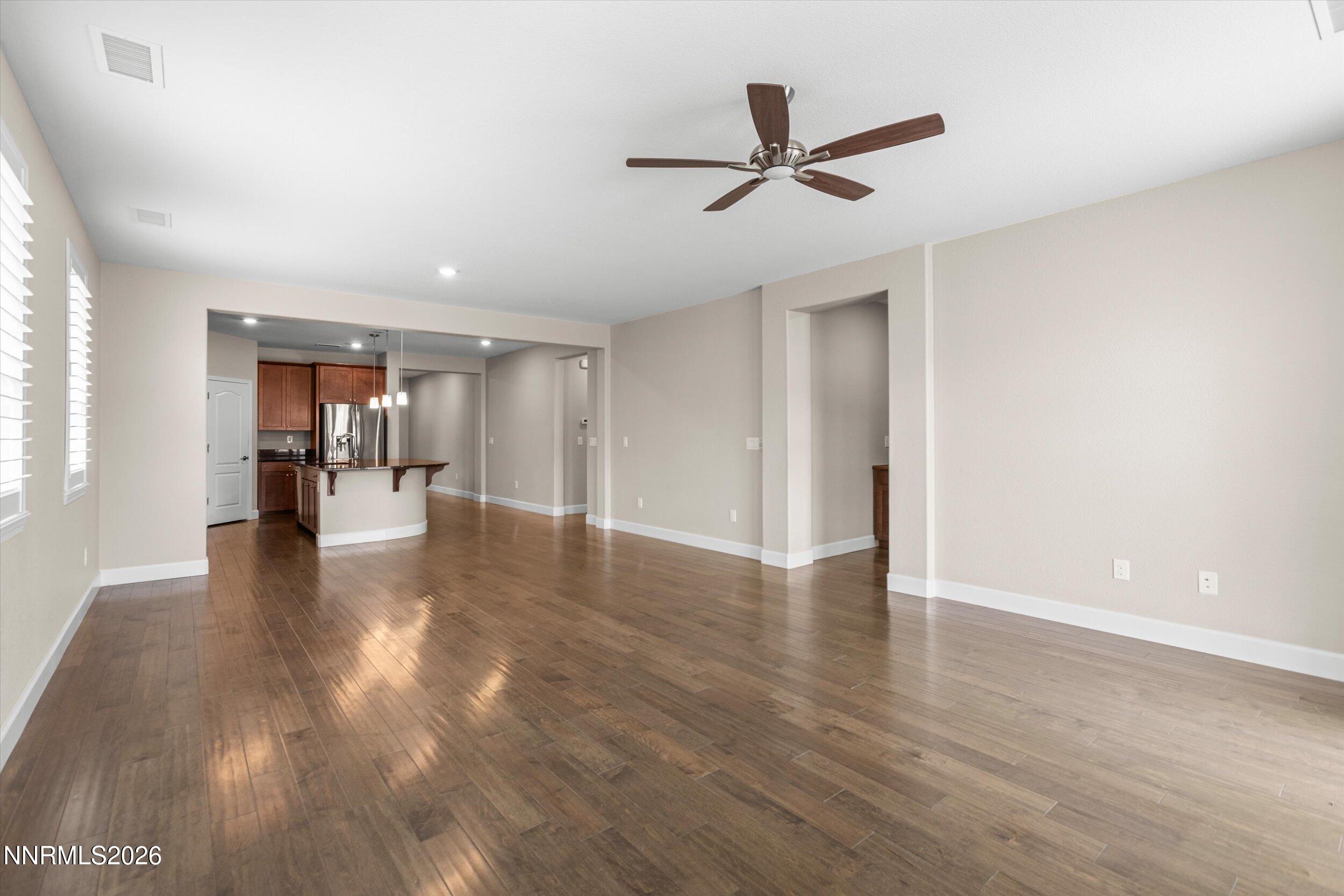 8950 Sydmesa Drive Reno, NV 89523 - Photo 11 of 38 Living Room