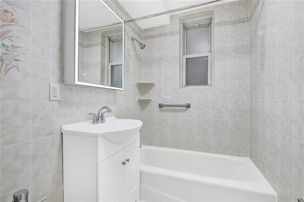 9411 Shore Road, Unit 1K Brooklyn, NY 11209 - Photo 20 of 26 Gallery Image 20