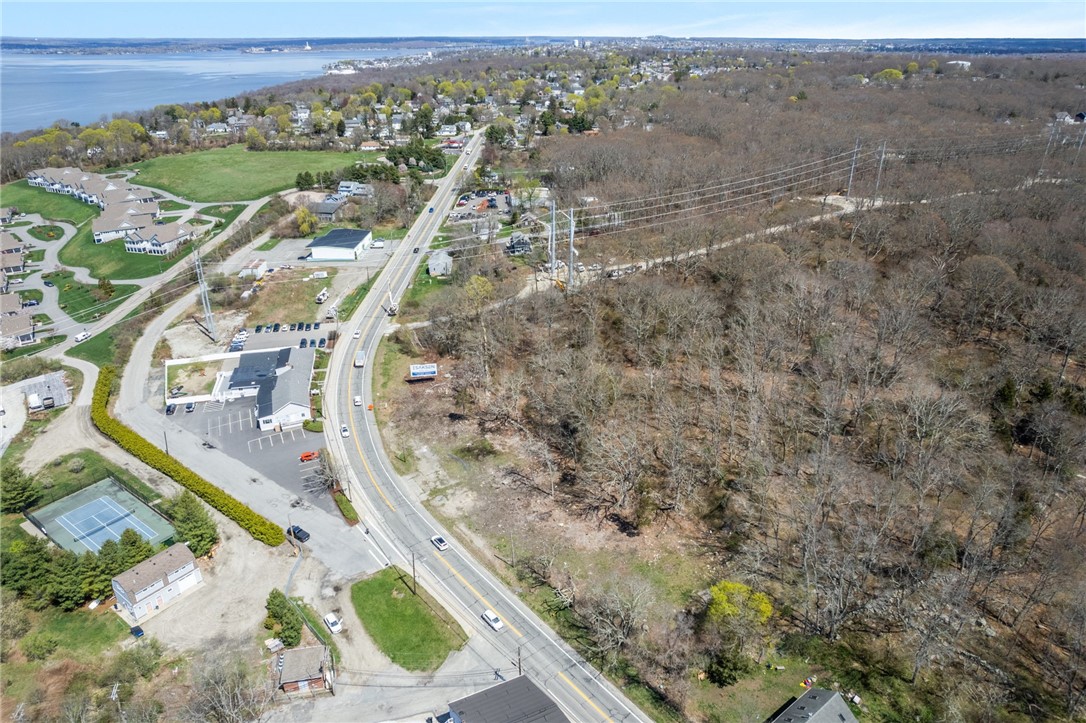 994 Main Road Tiverton, RI 02878 - Photo 9 of 15