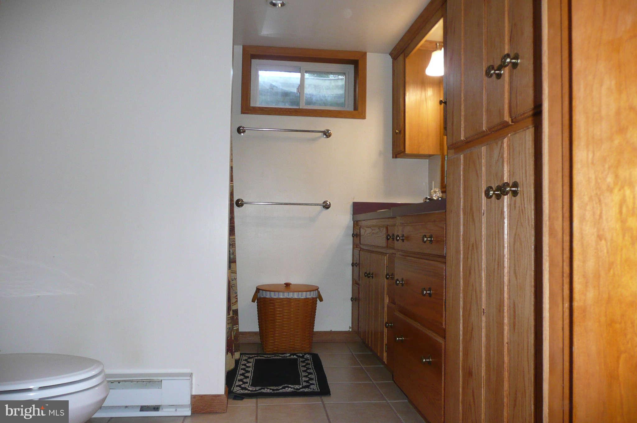 4404 New Design Road Frederick, MD 21703 - Photo 16 of 30 Bath