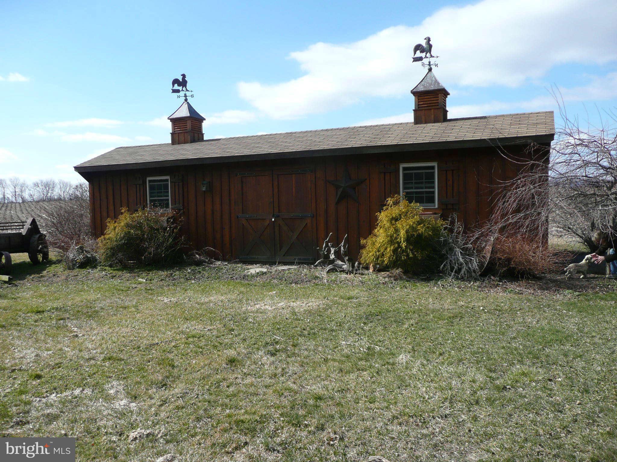 4404 New Design Road Frederick, MD 21703 - Photo 27 of 30 Exterior (Rear)
