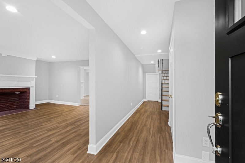 9 West Main Street Mendham, NJ 07945 - Photo 12 of 25