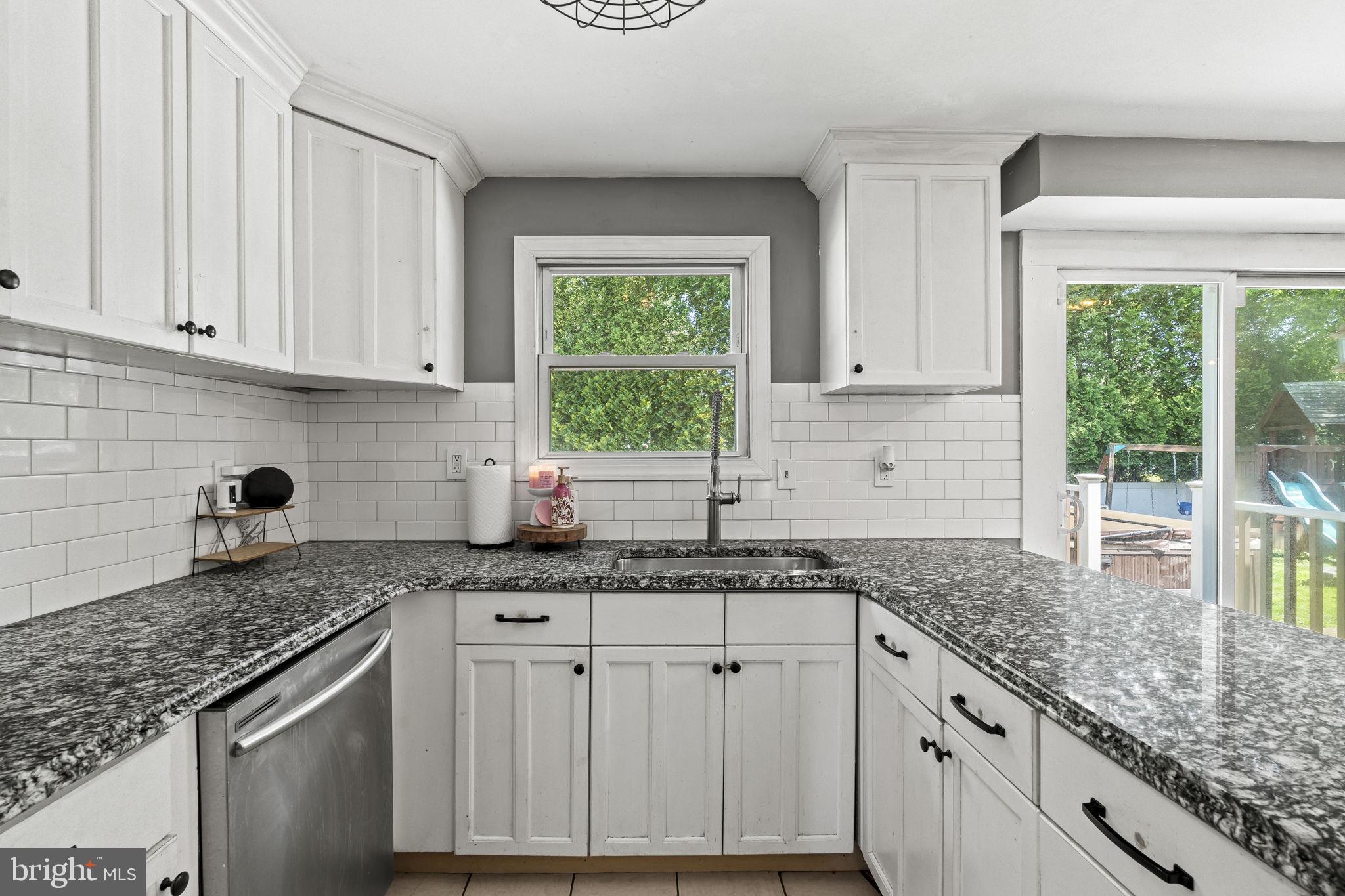 1011 Red Barn Road Warminster, PA 18974 - Photo 14 of 39