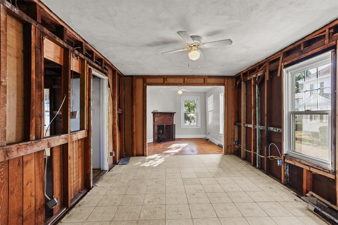 6 Shore Road East Providence, RI 02915 - Photo 41 of 43 Gallery Image 41