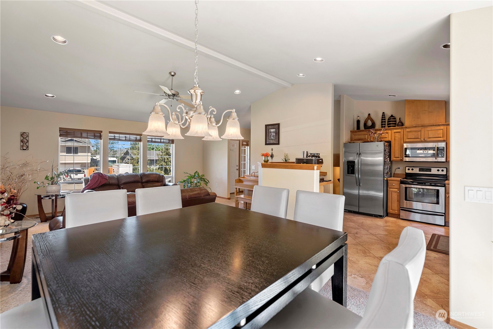 547 Saddle Rock Loop Wenatchee, WA 98801 - Photo 10 of 36 a view of a dining room with furniture
