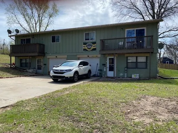 $345,000 | 4615 Melody Lane, Kansas City, KS 66106