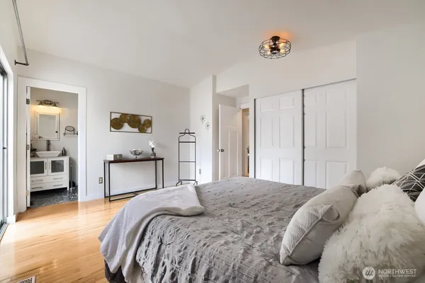 $850,000 | 22414 18th Avenue Southeast, Bothell, WA 98021