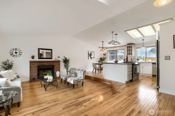 $850,000 | 22414 18th Avenue Southeast, Bothell, WA 98021