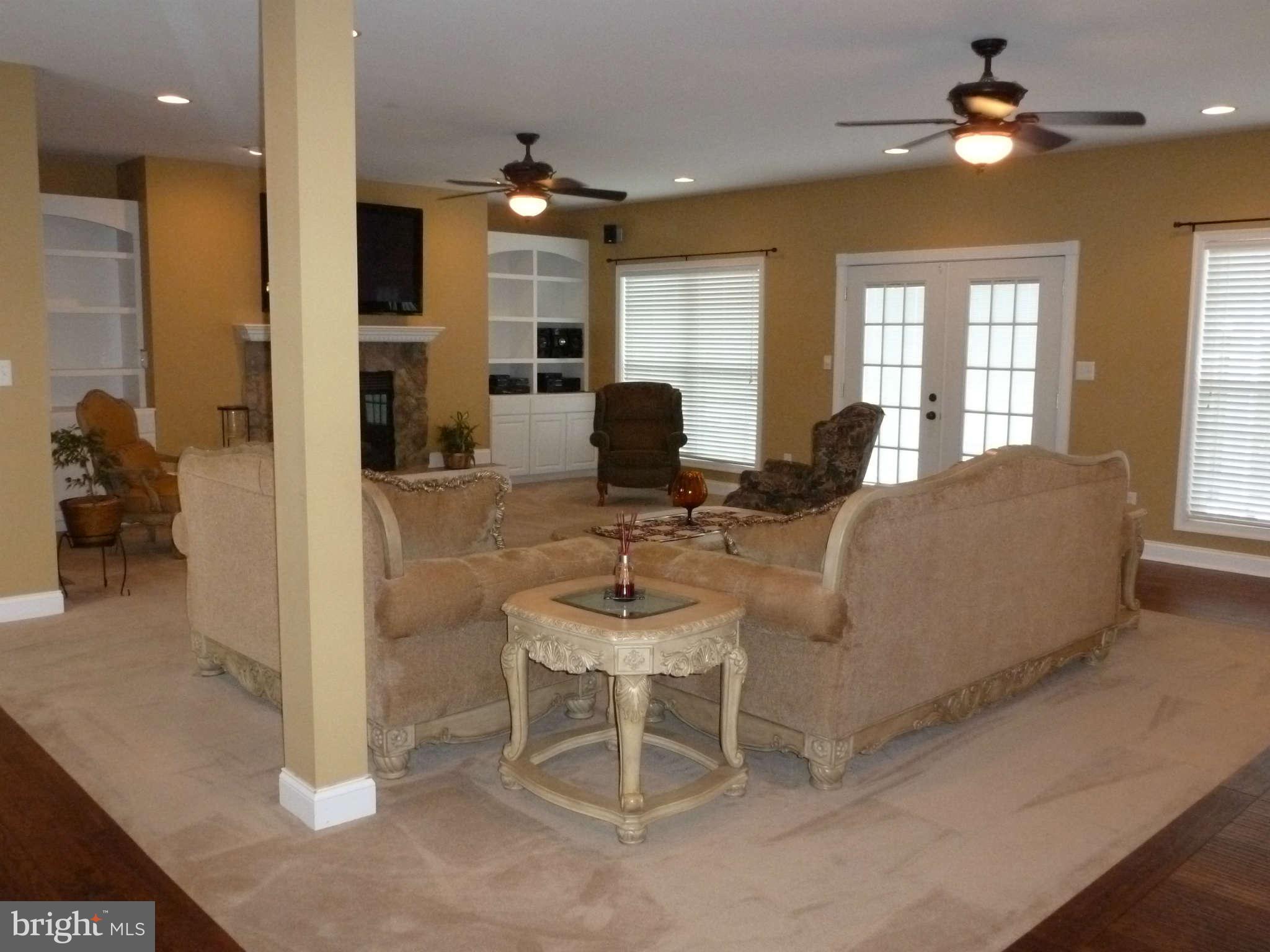 45575 Drayden Road Valley Lee, MD 20692 - Photo 14 of 30 Family Room