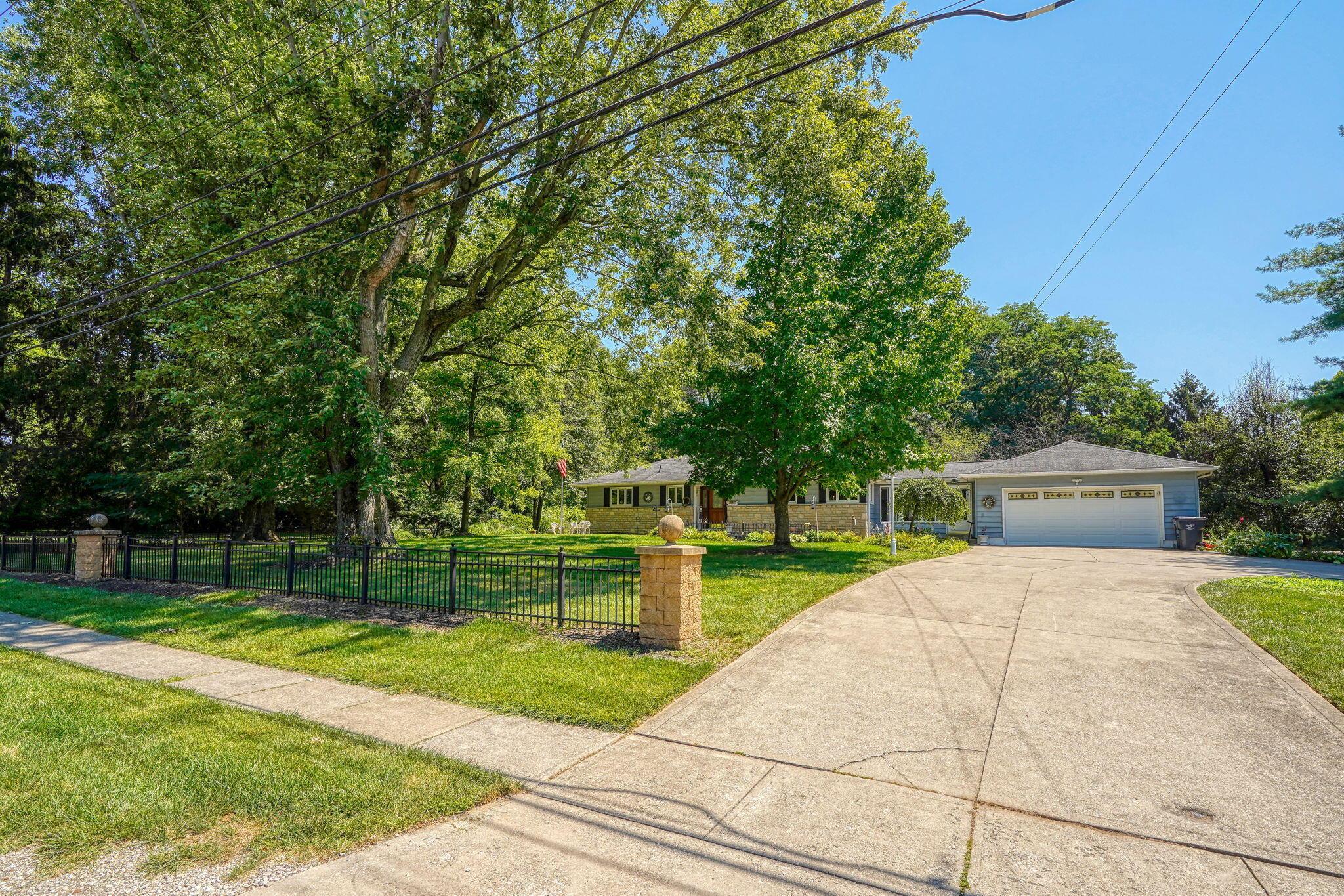 1744 Graham Road Reynoldsburg, OH 43068 - Photo 9 of 37 1744 Graham Rd (23)