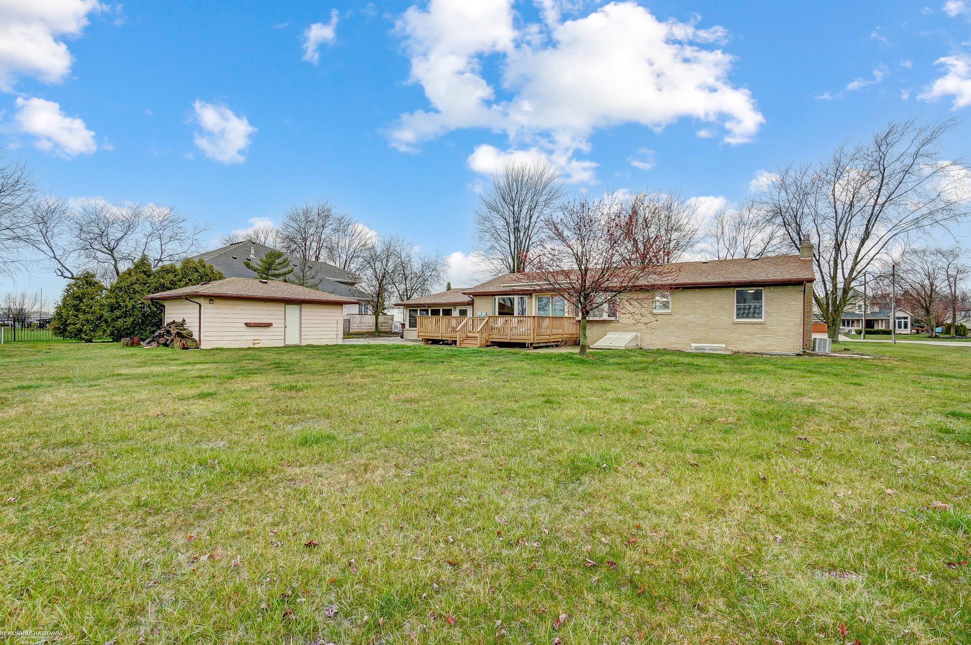 4130 Brest Road Newport, MI 48166 - Photo 39 of 51 50137592-cf771f3f-3056-4c61-98ce-f5b6b3955171.JPG