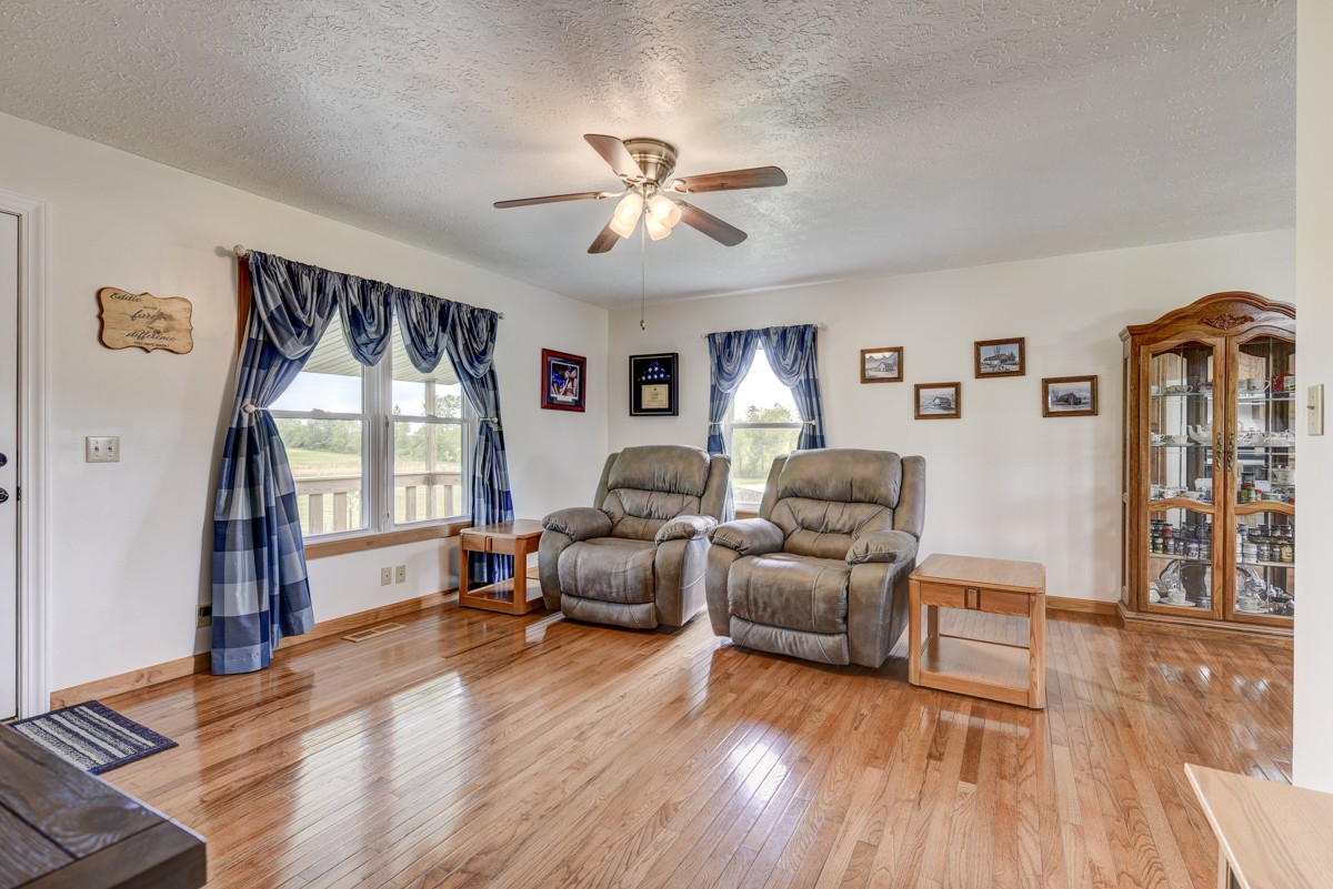430 Fowler Ford Road Portland, TN 37148 - Photo 14 of 48 a living room with furniture and a window