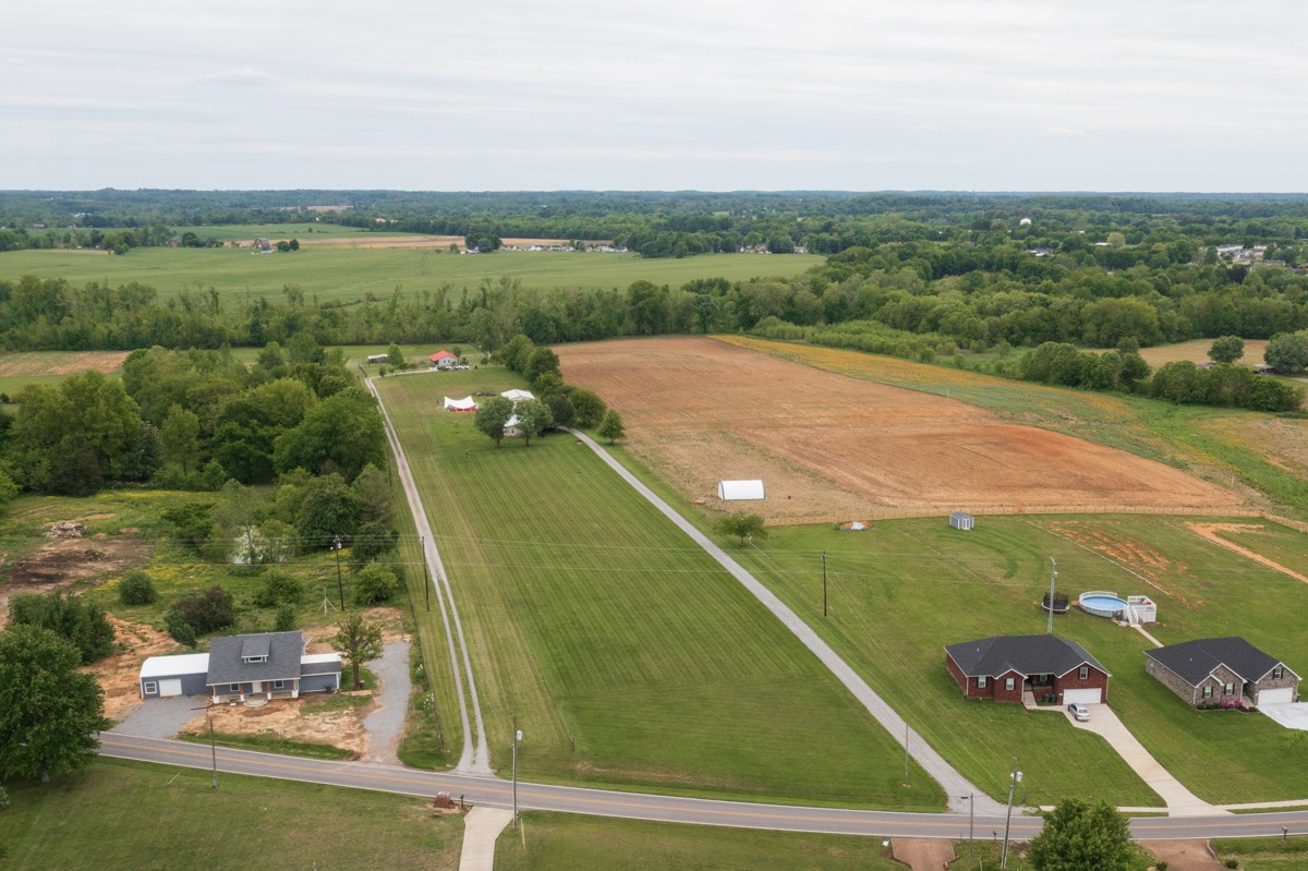 430 Fowler Ford Road Portland, TN 37148 - Photo 3 of 48 an aerial view of a football ground